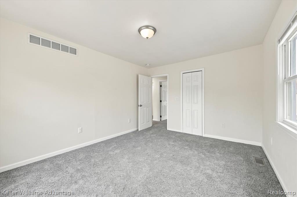 3285 Hazelwood Street Property Photo 15