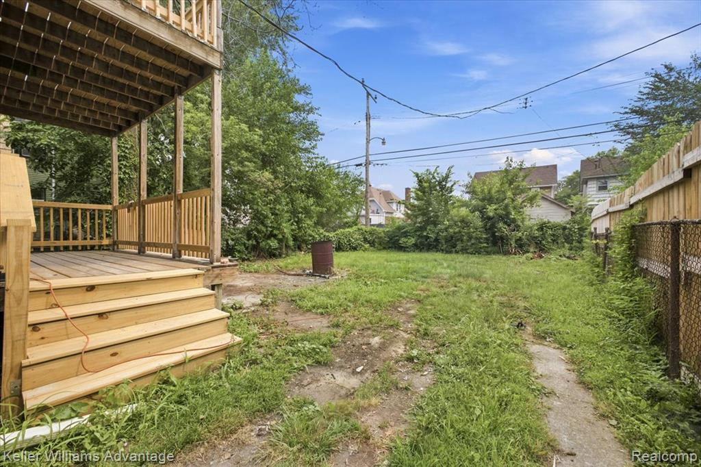 3285 Hazelwood Street Property Photo 19