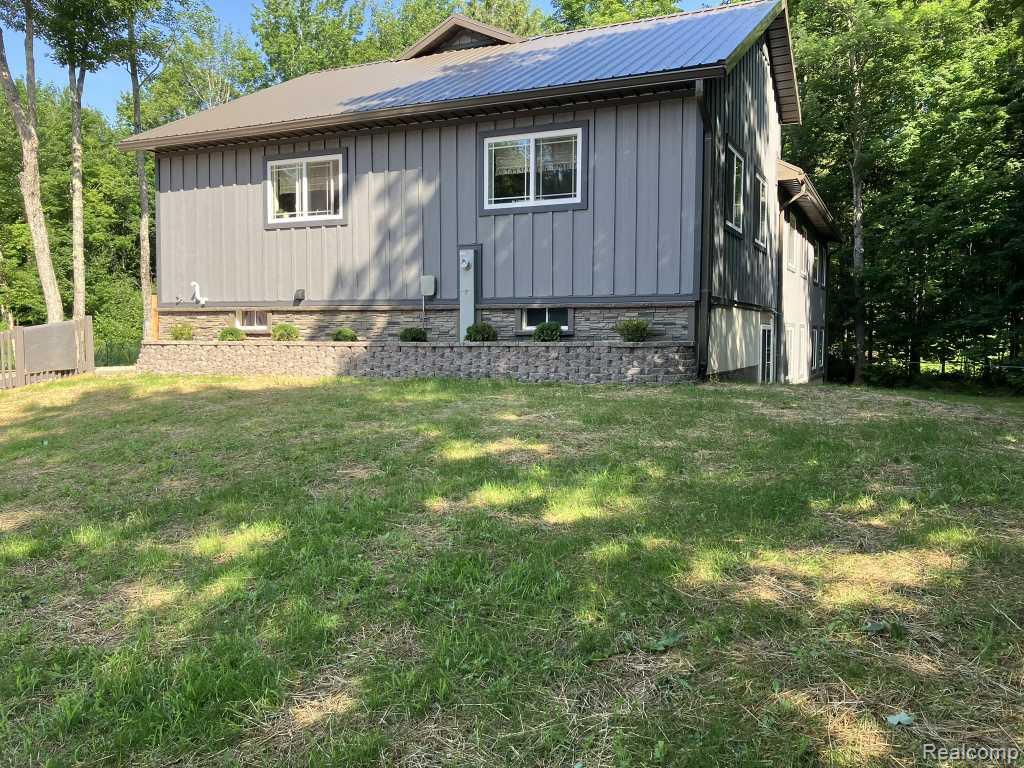 3395 Raspberry Lane Property Photo 4