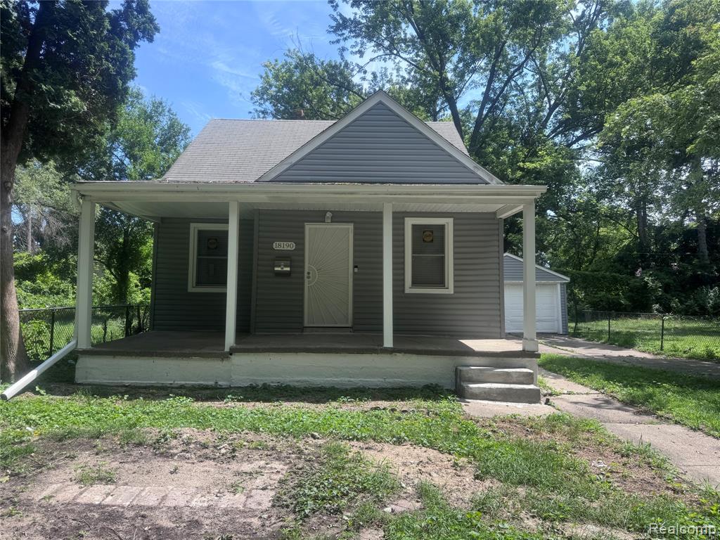 18190 Stout Street Property Photo 1
