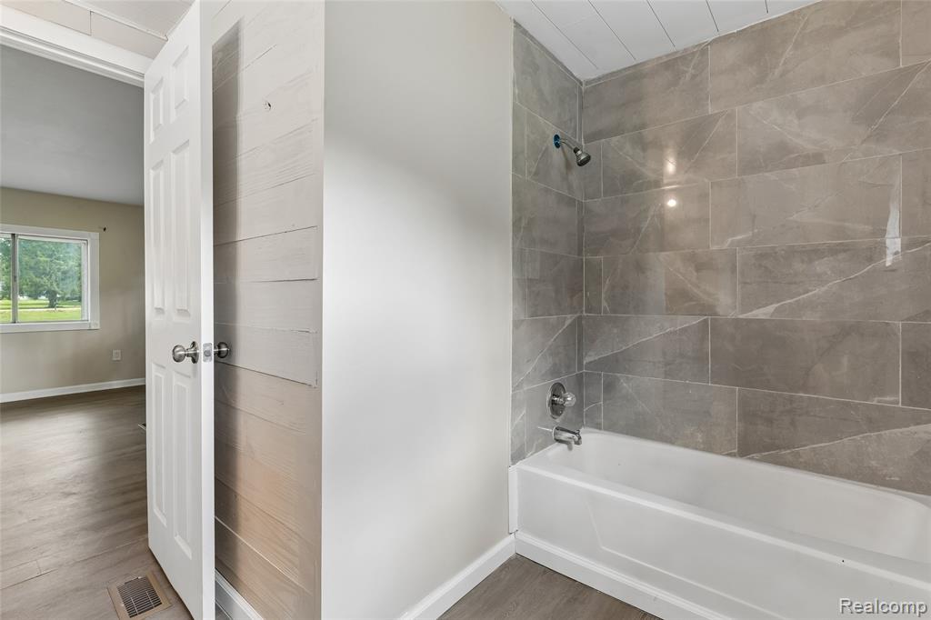 2362 Johnson Road Property Photo 19