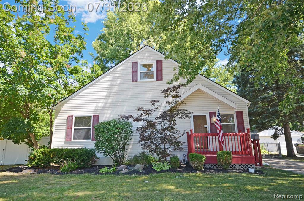 26550 Oakland Street Property Photo 1