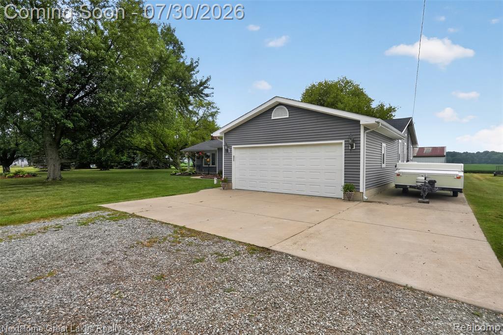 6249 New Lothrop Road Property Photo 5
