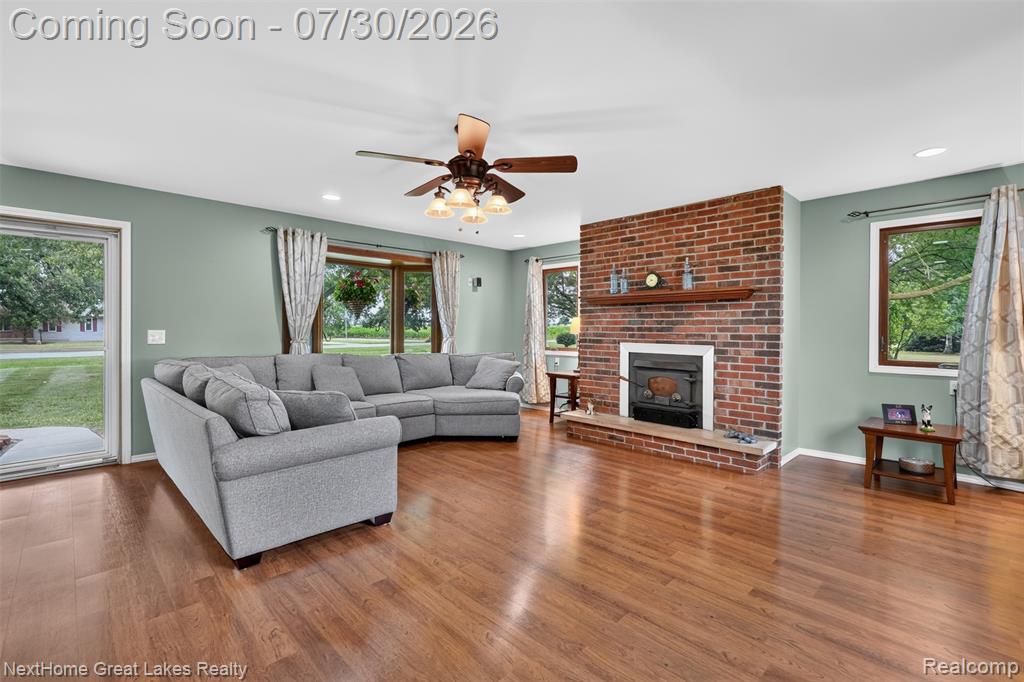6249 New Lothrop Road Property Photo 7