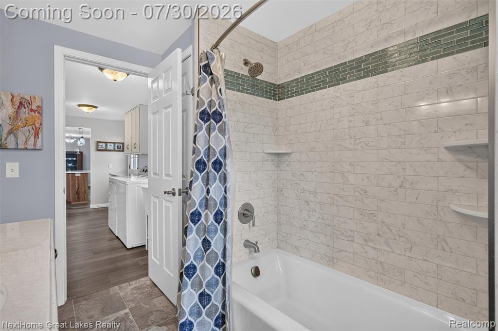6249 New Lothrop Road Property Photo 25