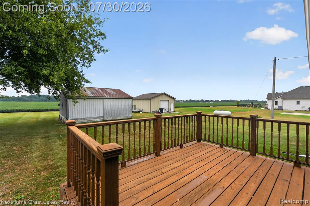 6249 New Lothrop Road Property Photo 38