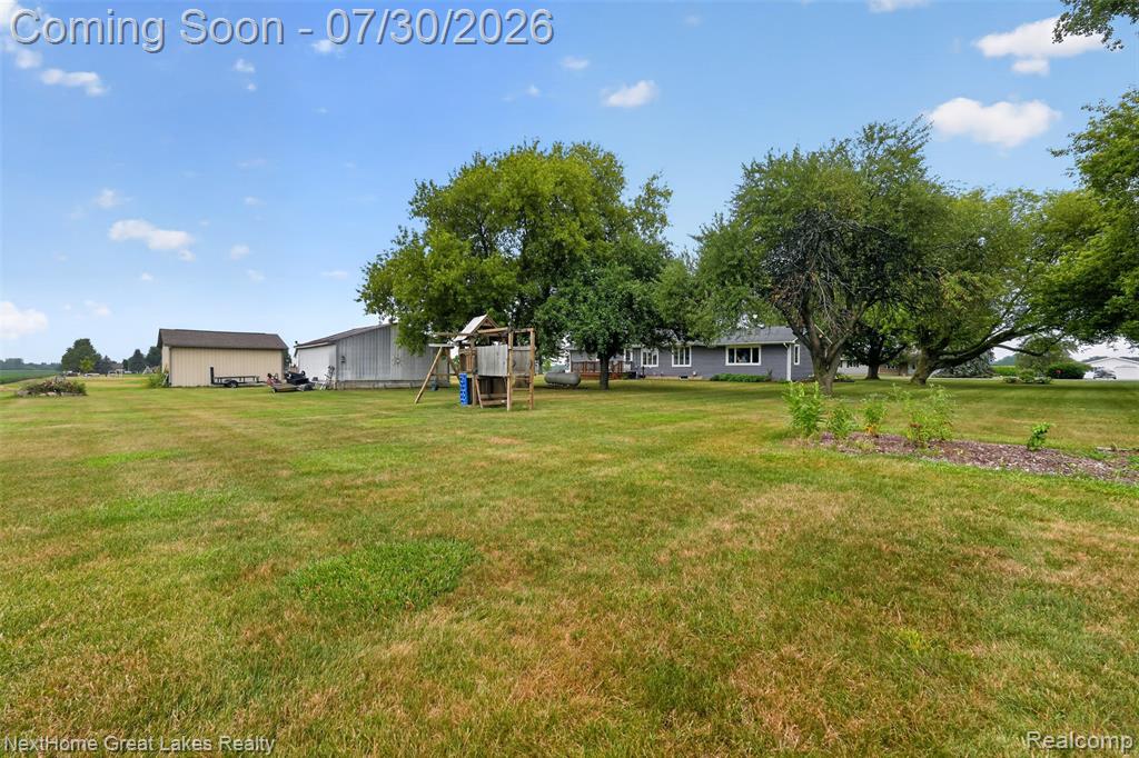 6249 New Lothrop Road Property Photo 47