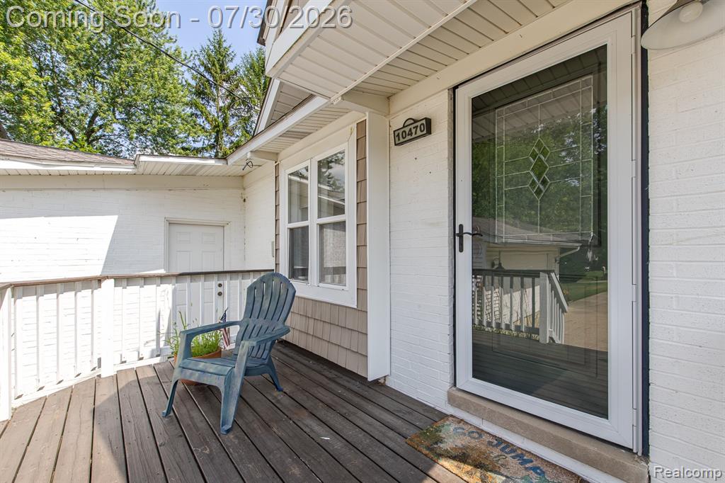10470 King Road Property Photo 4