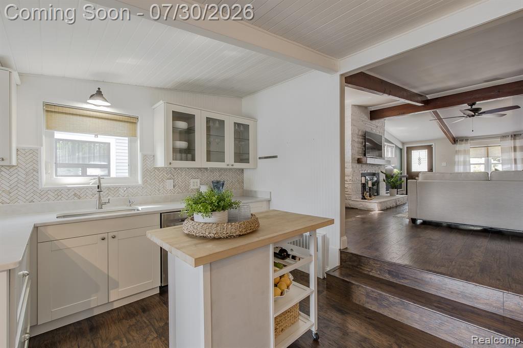 10470 King Road Property Photo 19