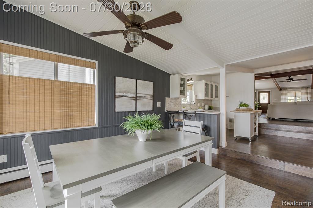 10470 King Road Property Photo 23