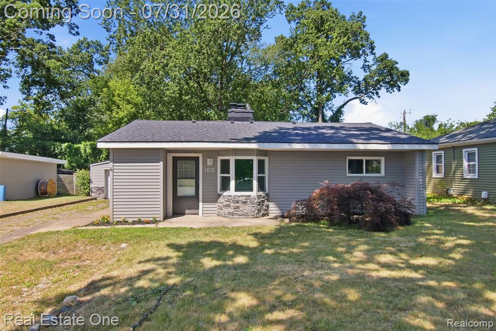 1615 S Commerce Road Property Photo 1