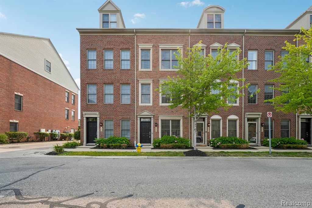 536 Graten Street Property Photo 1