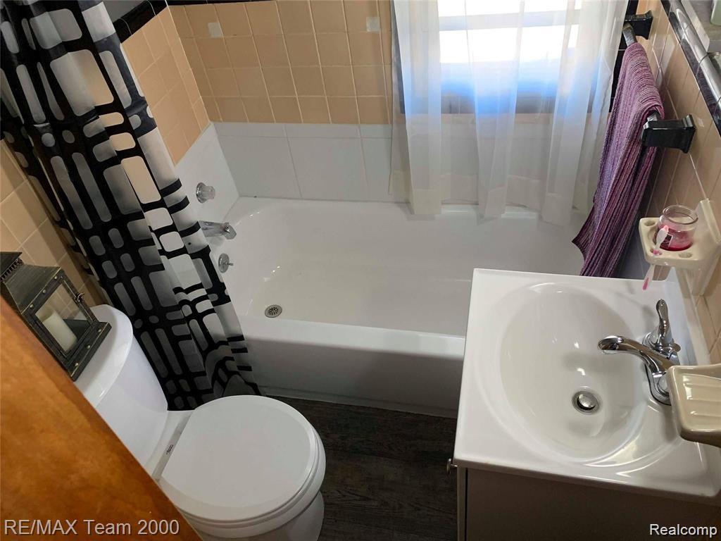 35 Knox Street Property Photo 45