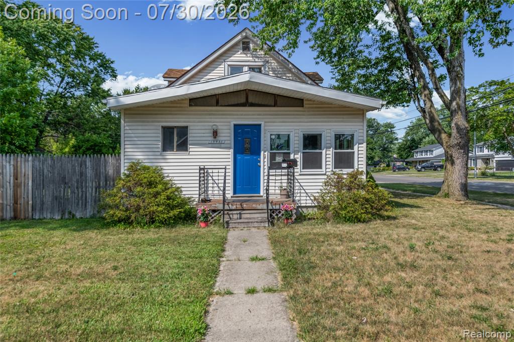 19485 Eastwood Drive Property Photo 1