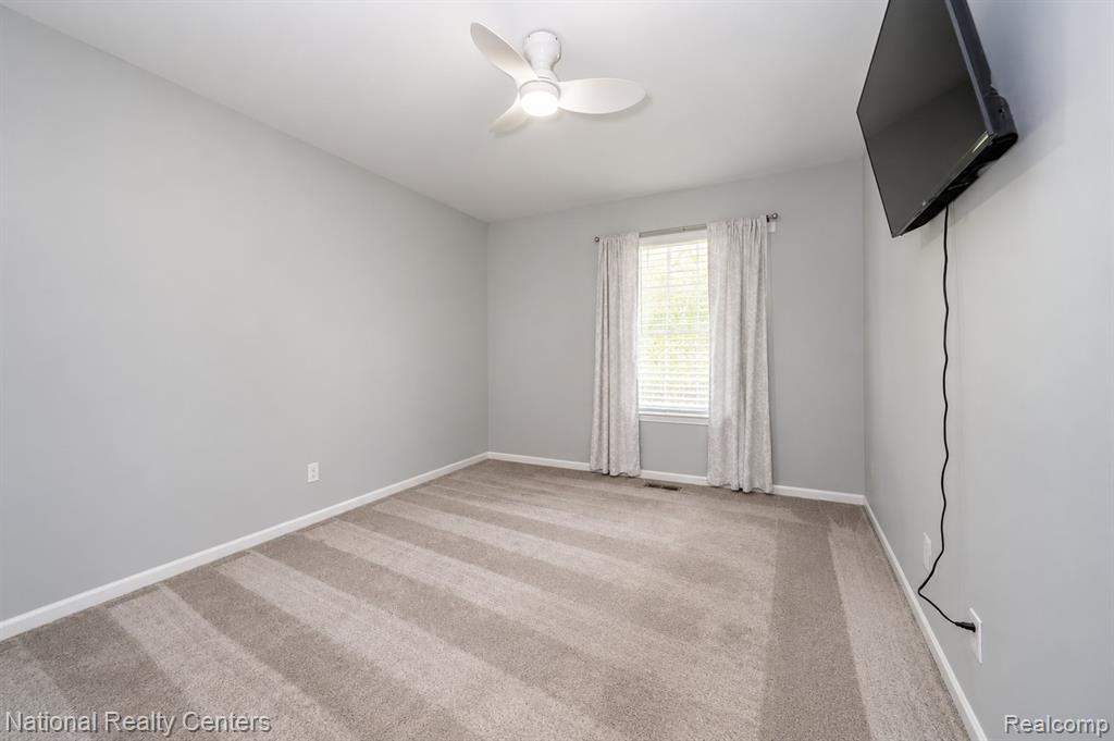 19337 Mandarin Drive Property Photo 17