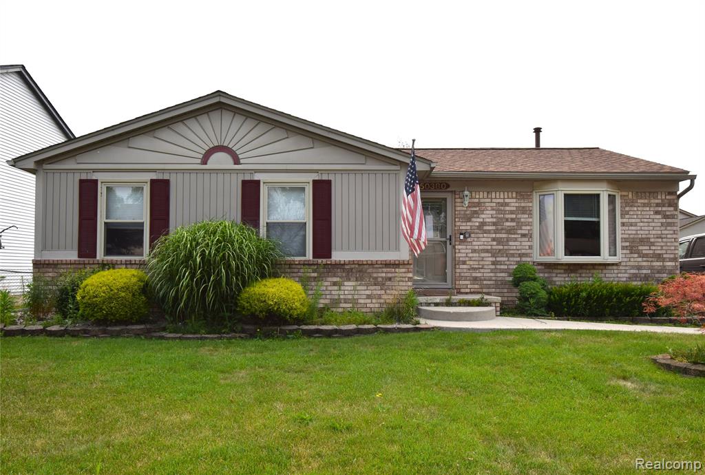 50380 Pembroke Drive Property Photo 1
