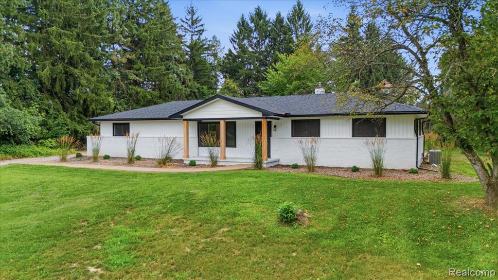 3643 Noble Road Property Photo 1