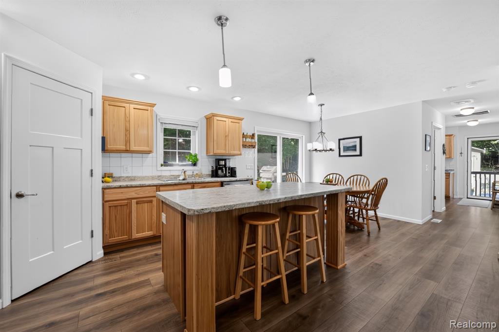 5128 Burt Lake Views Drive Property Photo 6