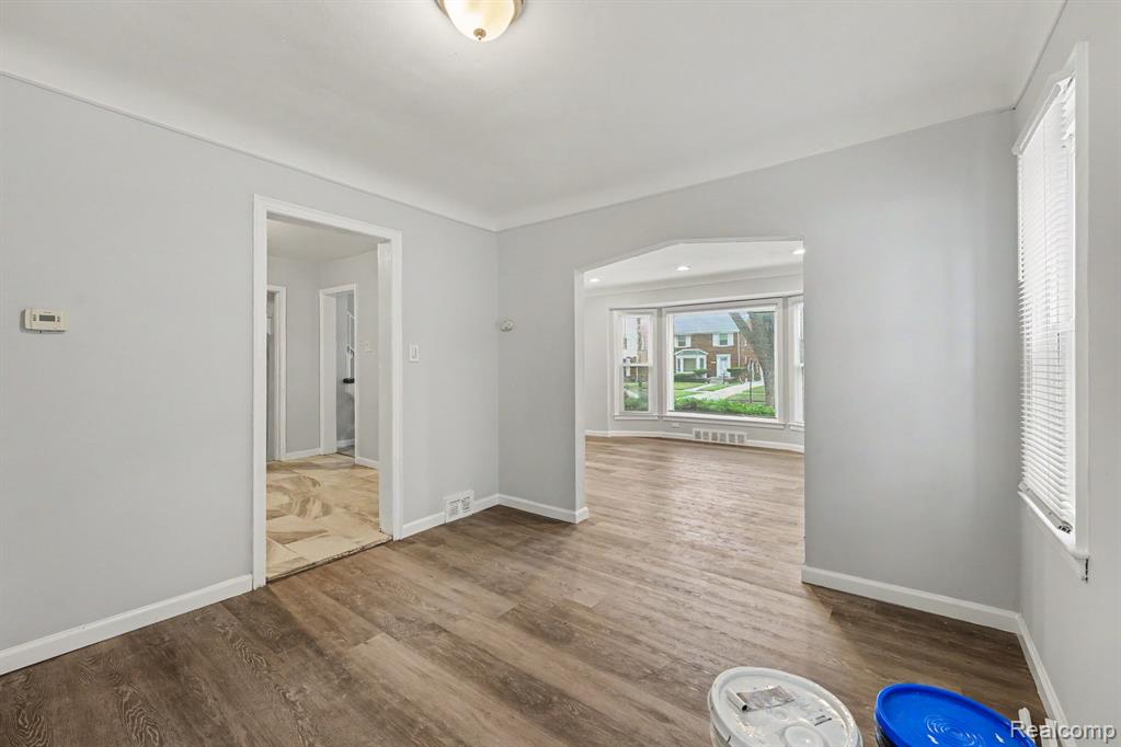 13960 Greenview Road Property Photo 6