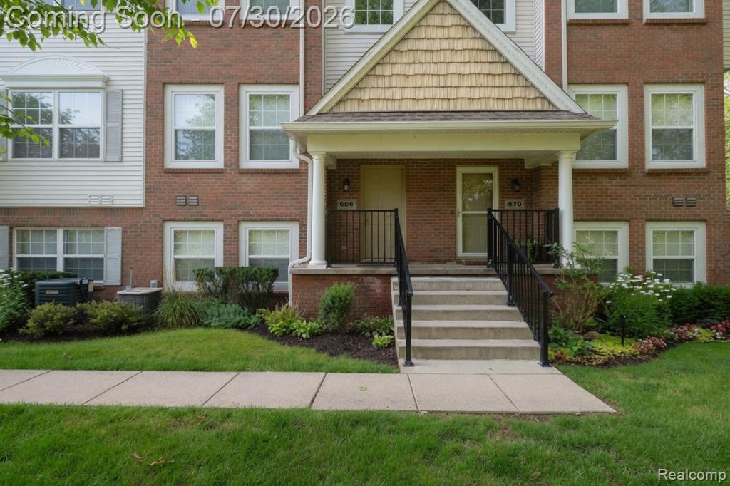 868 Eagle Drive Property Photo 1