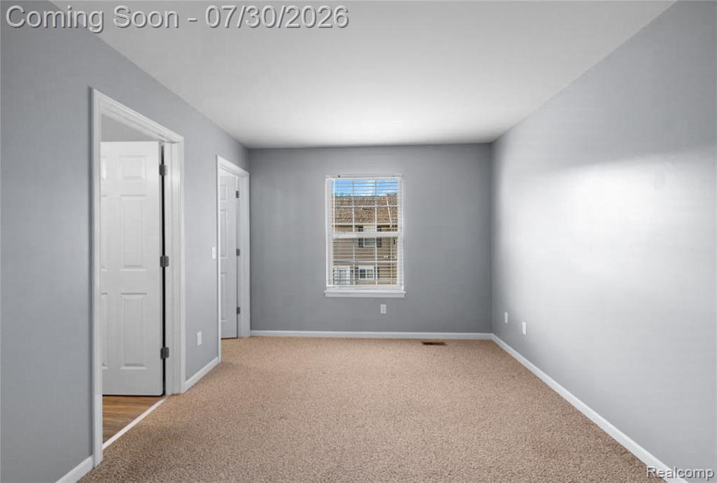 868 Eagle Drive Property Photo 9