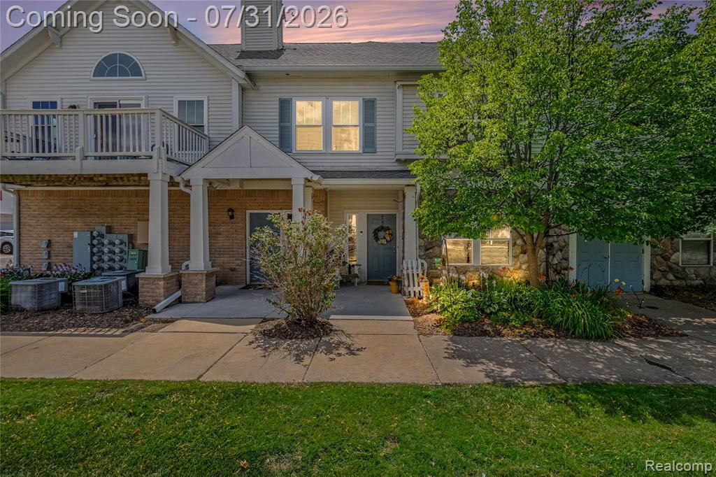 1721 Welland Street Property Photo 1