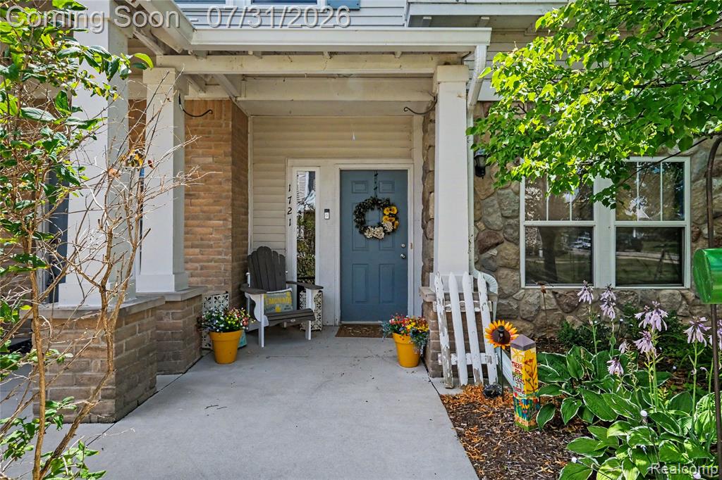 1721 Welland Street Property Photo 4