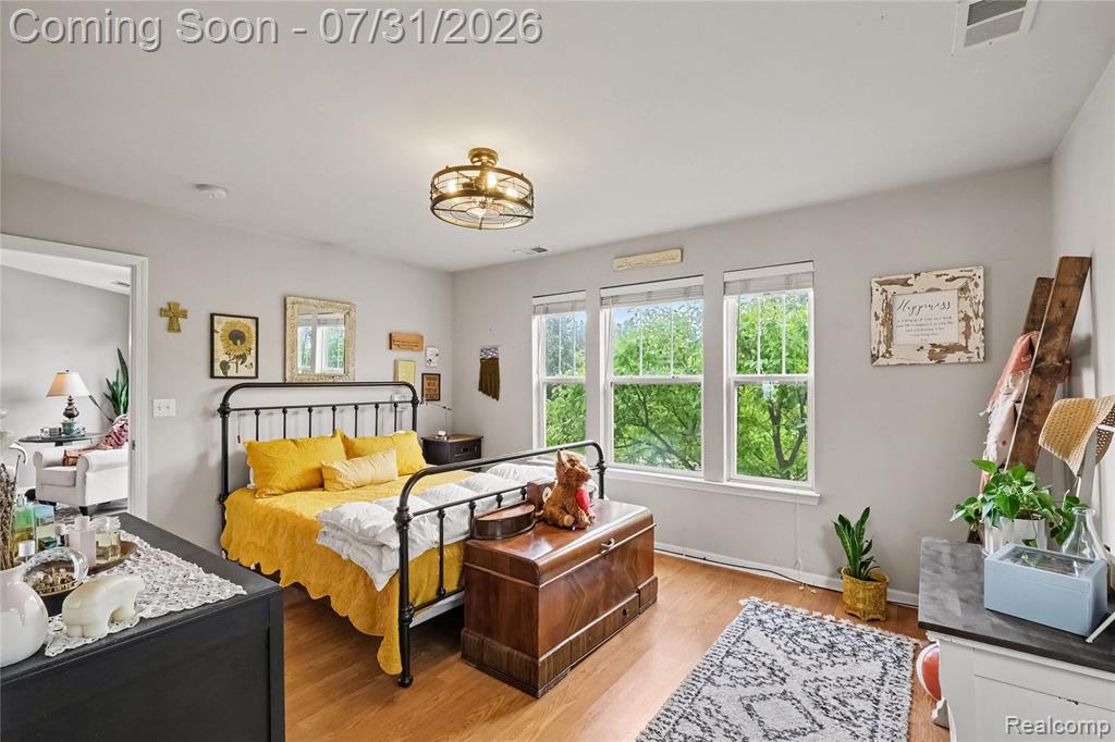 1721 Welland Street Property Photo 10