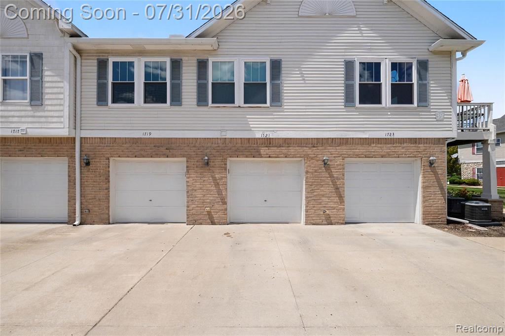 1721 Welland Street Property Photo 18