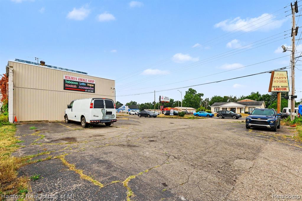 5101 S Pennsylvania Avenue Property Photo 8