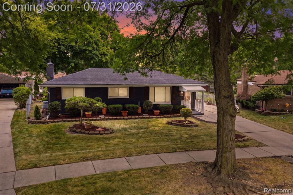 32504 Wareham Drive Property Photo 1