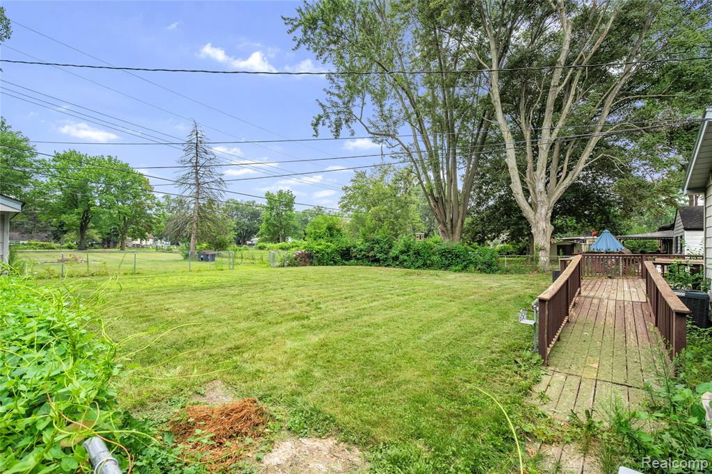 22961 Koths Street Property Photo 28