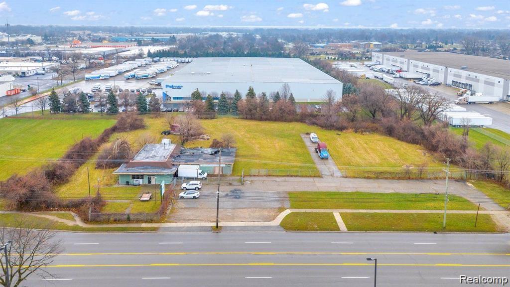 24500 Dequindre Road Property Photo 2