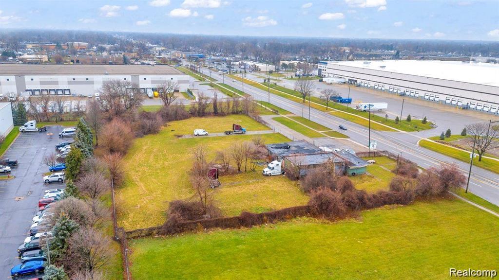 24500 Dequindre Road Property Photo 4