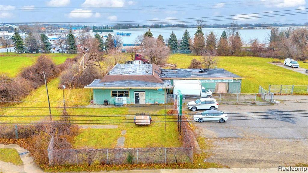 24500 Dequindre Road Property Photo 5