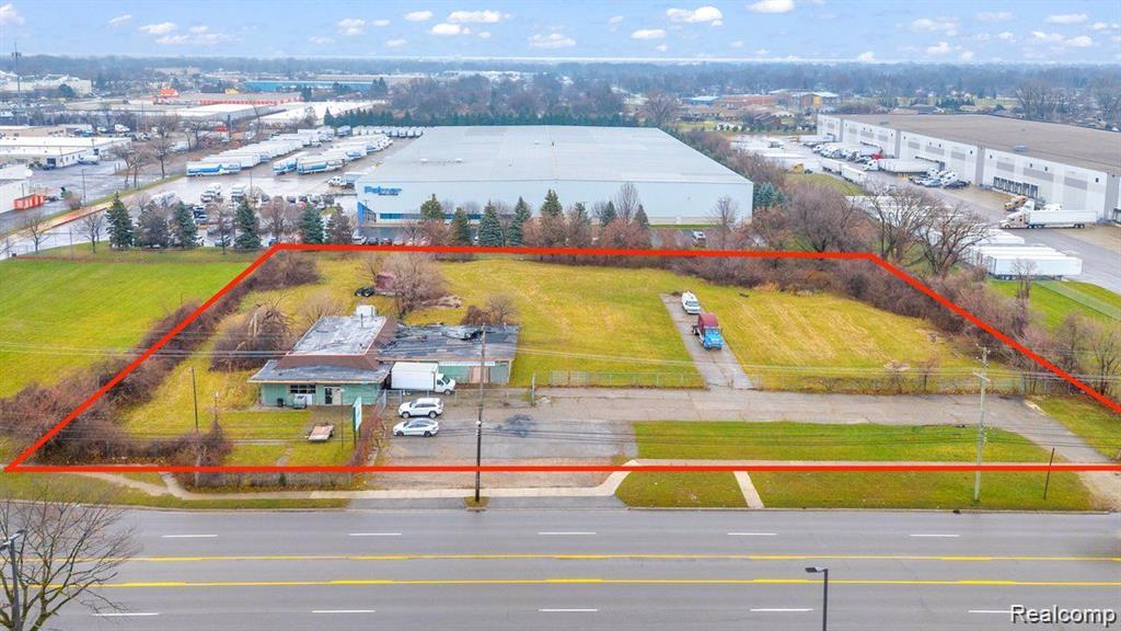 24500 Dequindre Road Property Photo 17