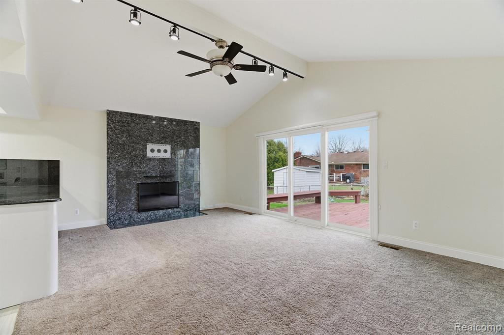 3064 Charity Dr Property Photo 10