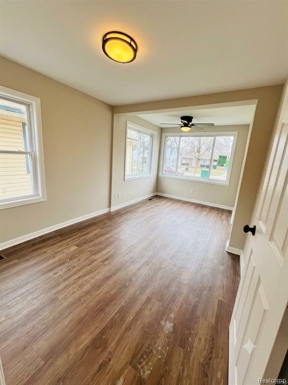 557 White Avenue Property Photo 8