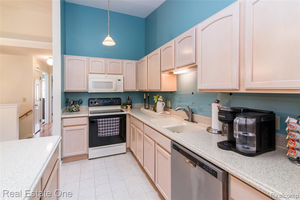 61702 Williamsburg Drive Property Photo 7