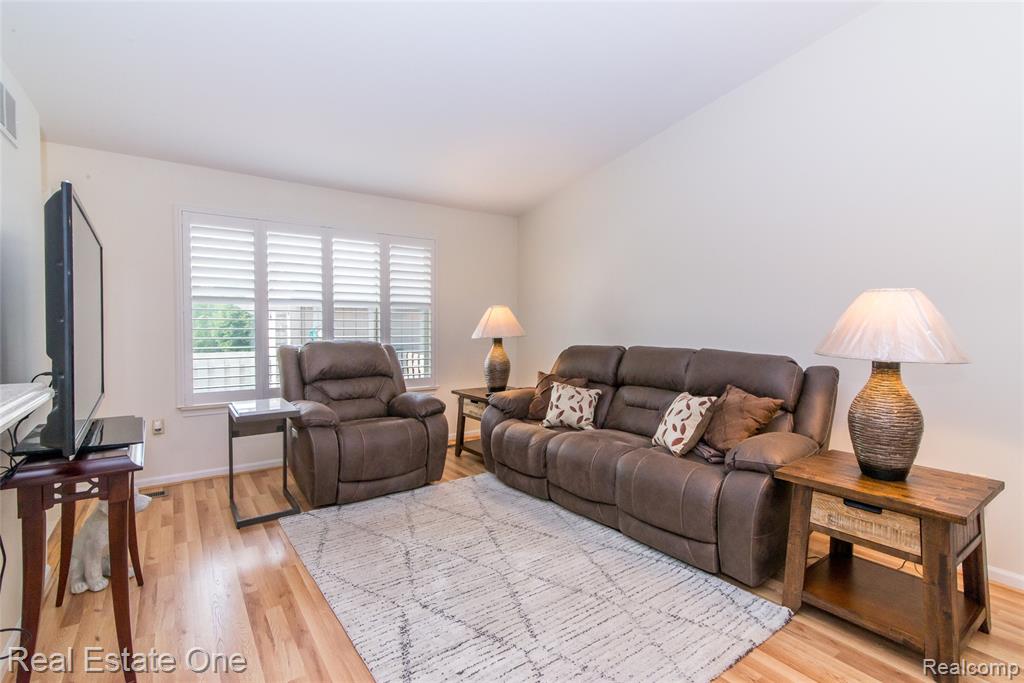 61702 Williamsburg Drive Property Photo 13