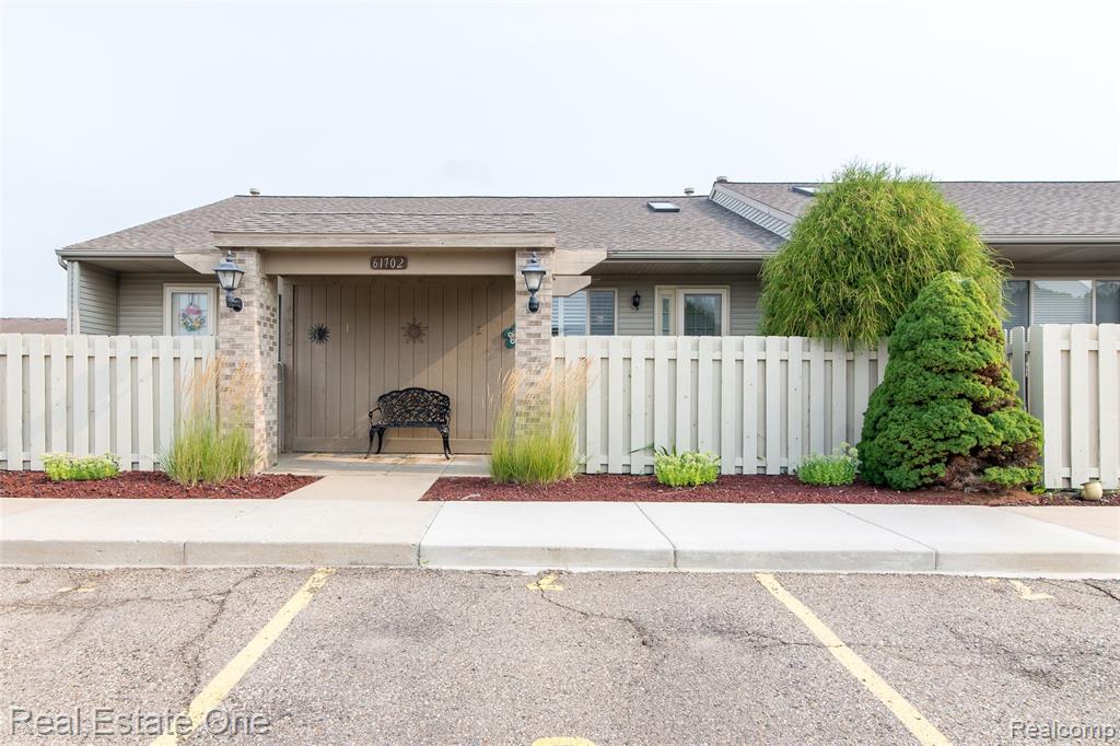 61702 Williamsburg Drive Property Photo 25