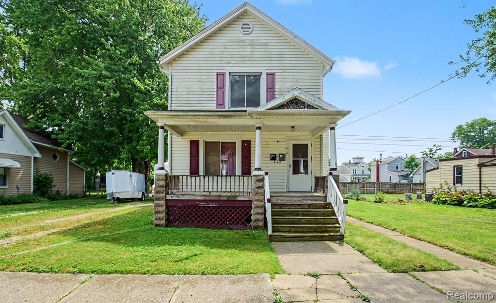 242 N Elizabeth Street Property Photo 1