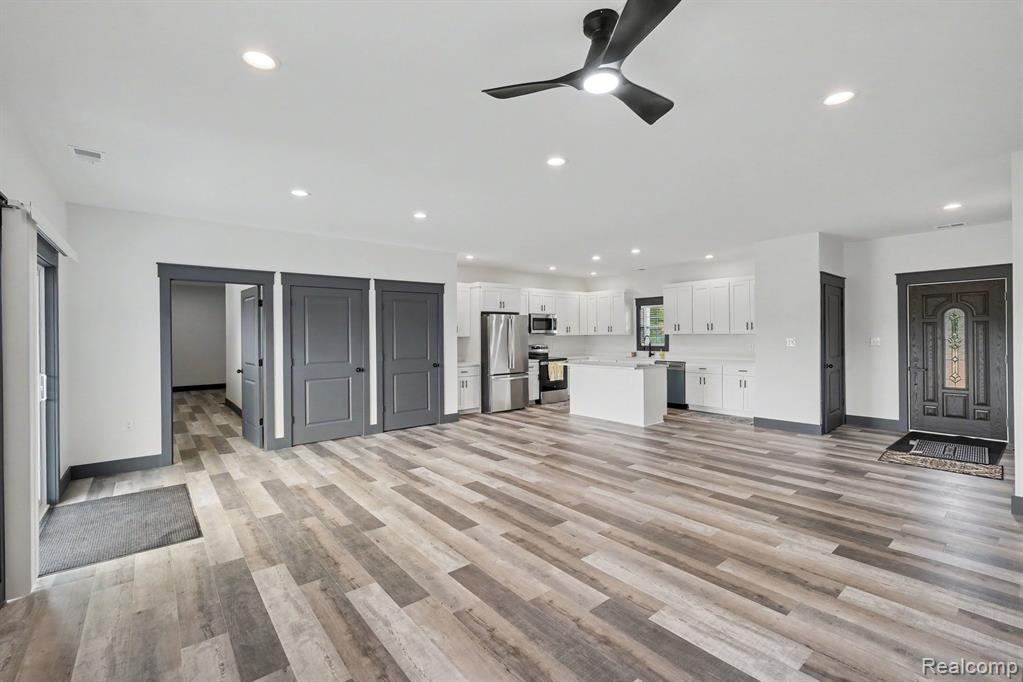 12425 Old Miller Road Property Photo 3