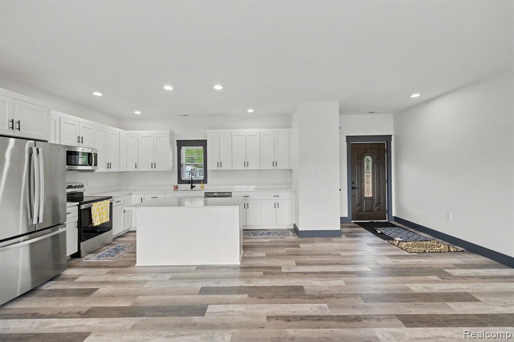 12425 Old Miller Road Property Photo 6