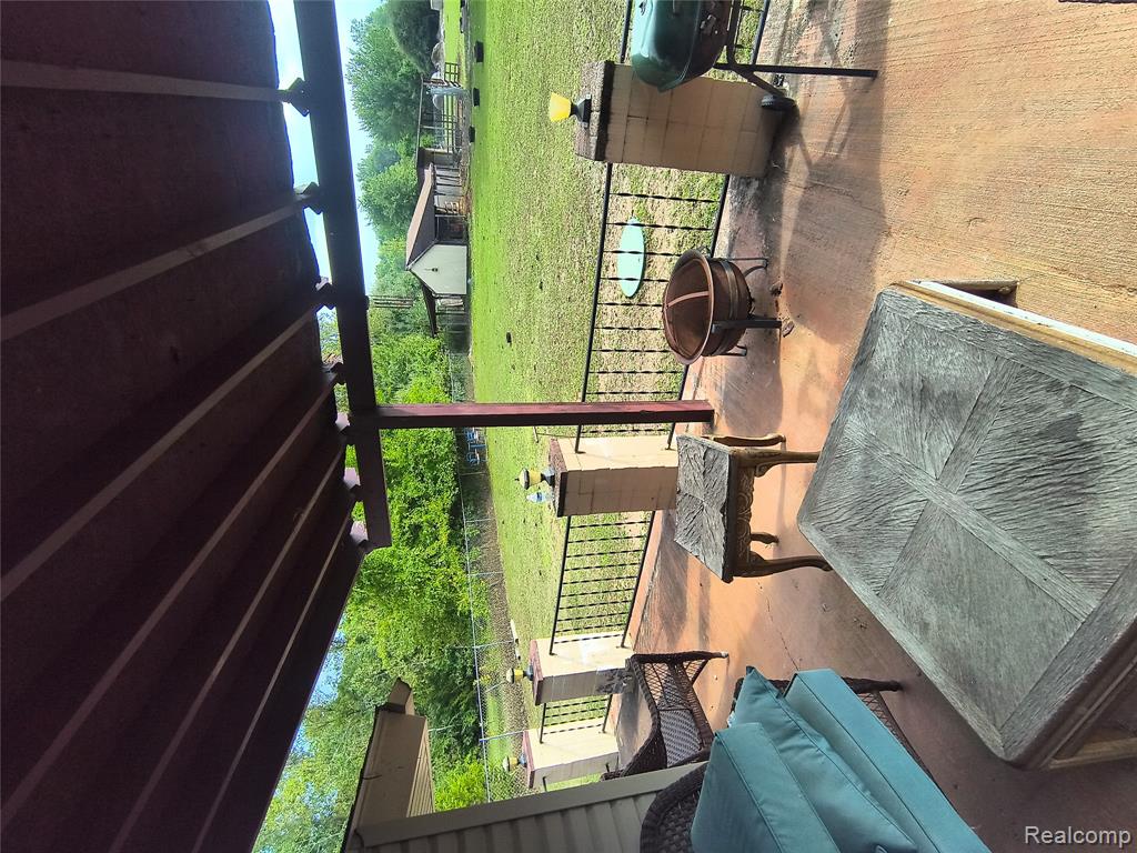 43145 Willis Road Property Photo 12
