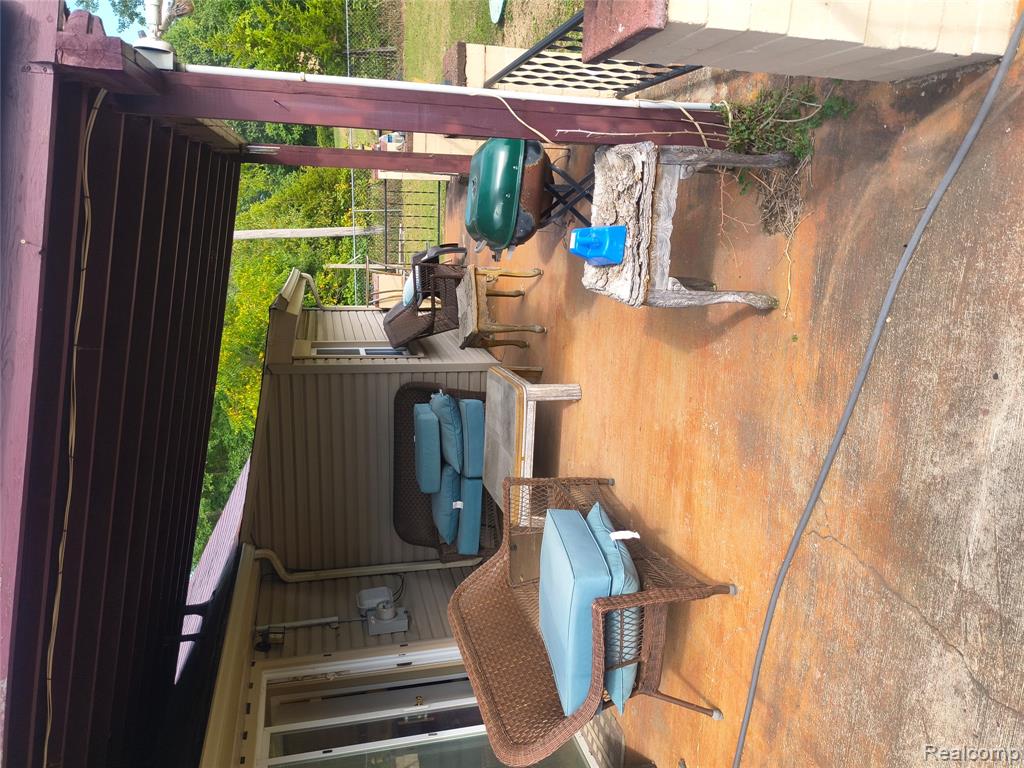 43145 Willis Road Property Photo 13