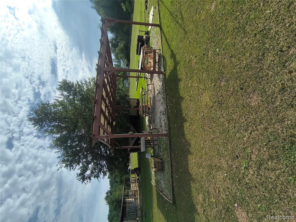 43145 Willis Road Property Photo 21