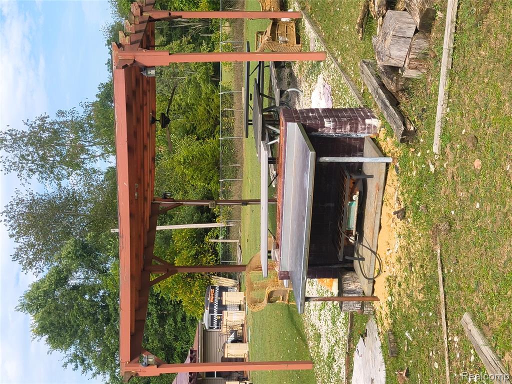 43145 Willis Road Property Photo 23
