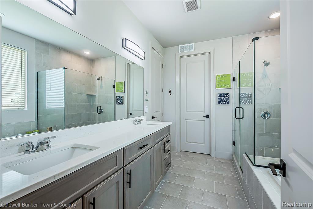 2329 Provencal Drive Property Photo 21