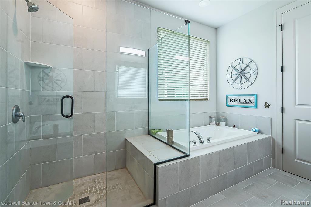 2329 Provencal Drive Property Photo 23